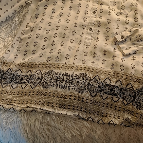 Knox rose patterned tunic - Picture 2 of 3